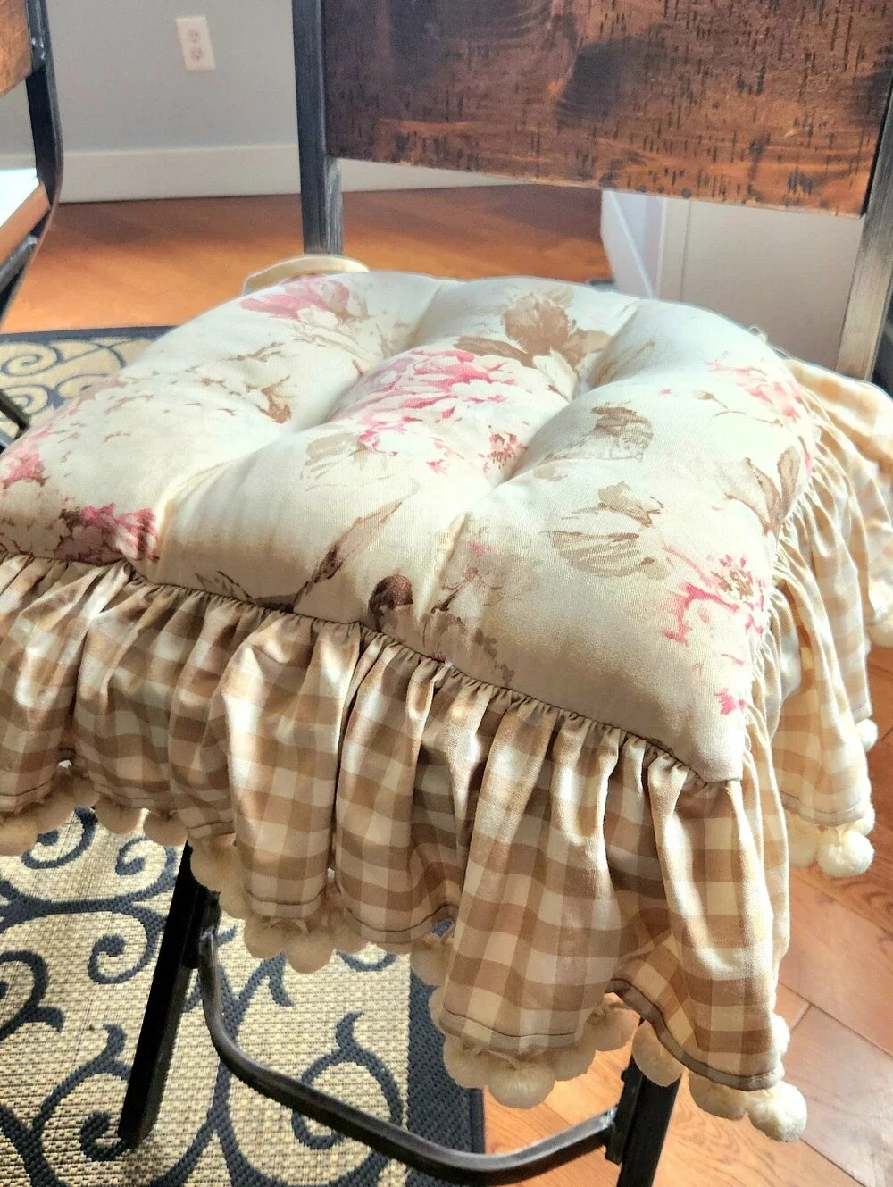 Vintage Shabby Chic Cottage Chair Cushions By Country Curtains Rose Gingham Pom